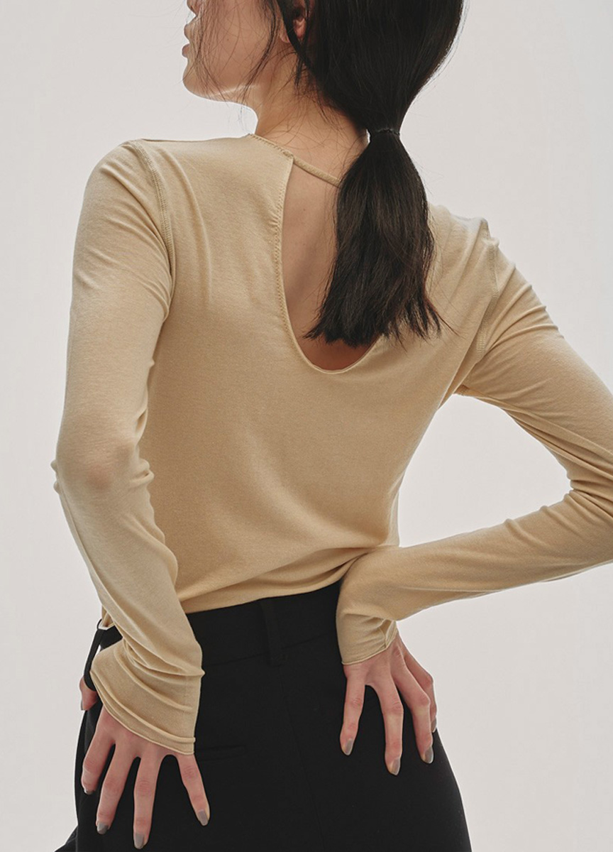 後領挖背親膚上衣